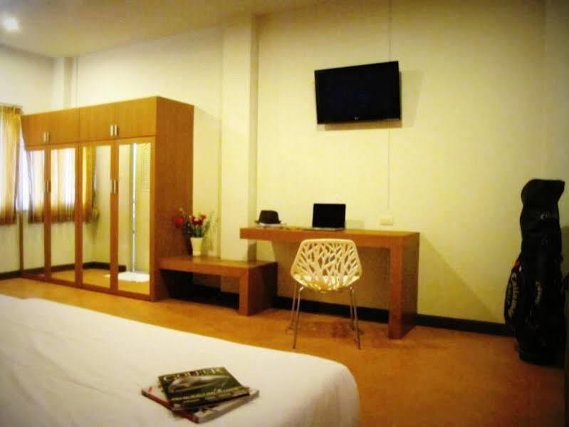 Palm Driving Range&Resort Krabi town Exterior foto